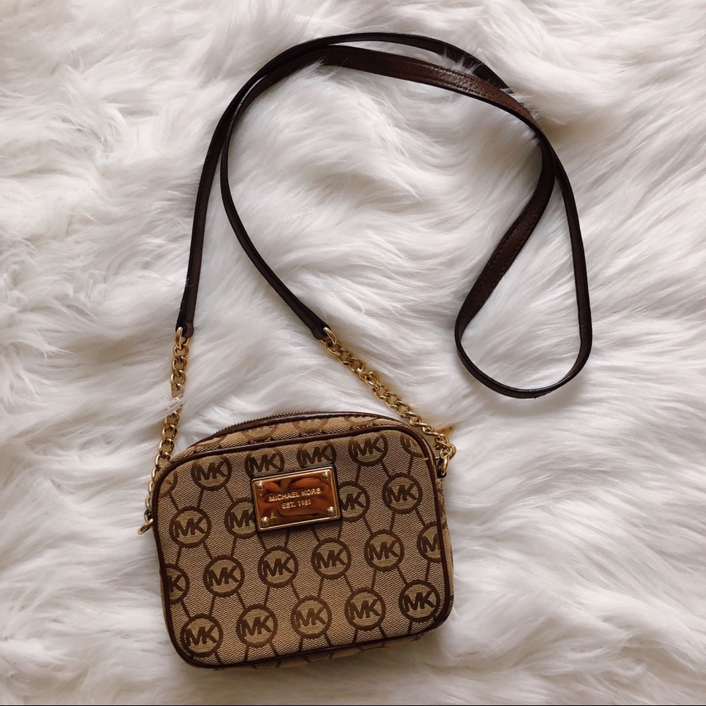 Michael Kors crossbody